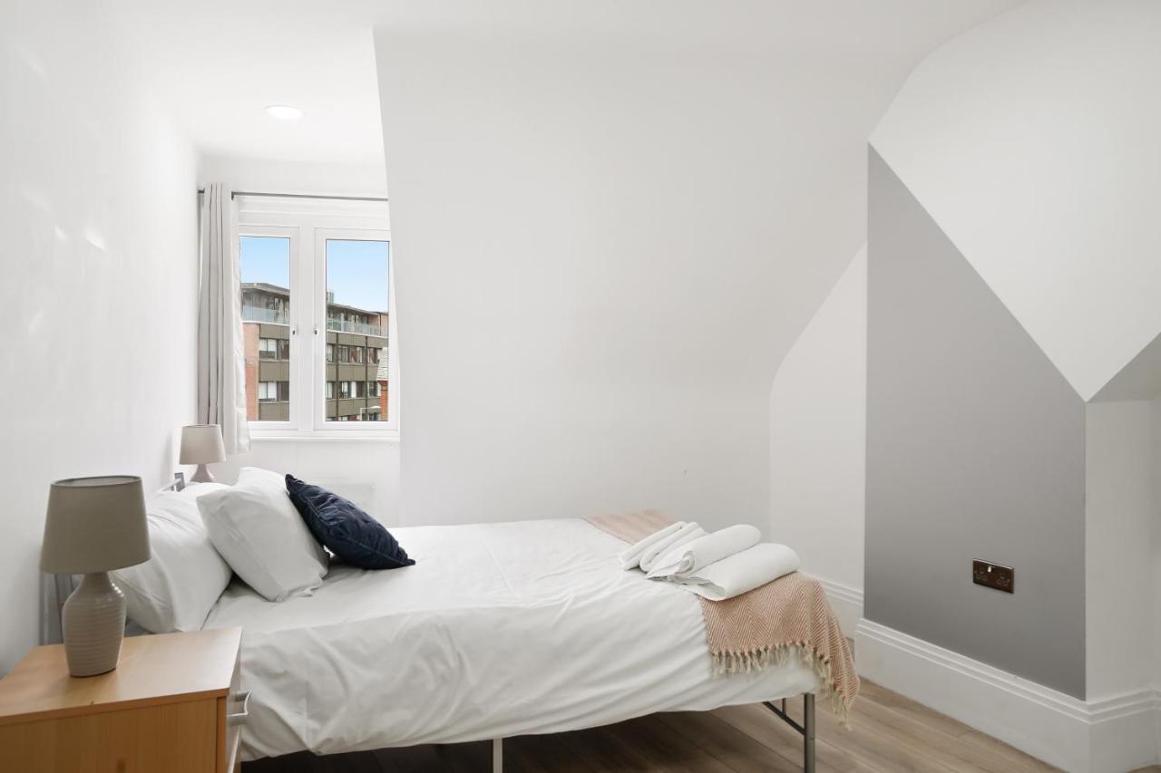 Apartmán 3Br Duplex Penthouse Harrow Centre Exteriér fotografie