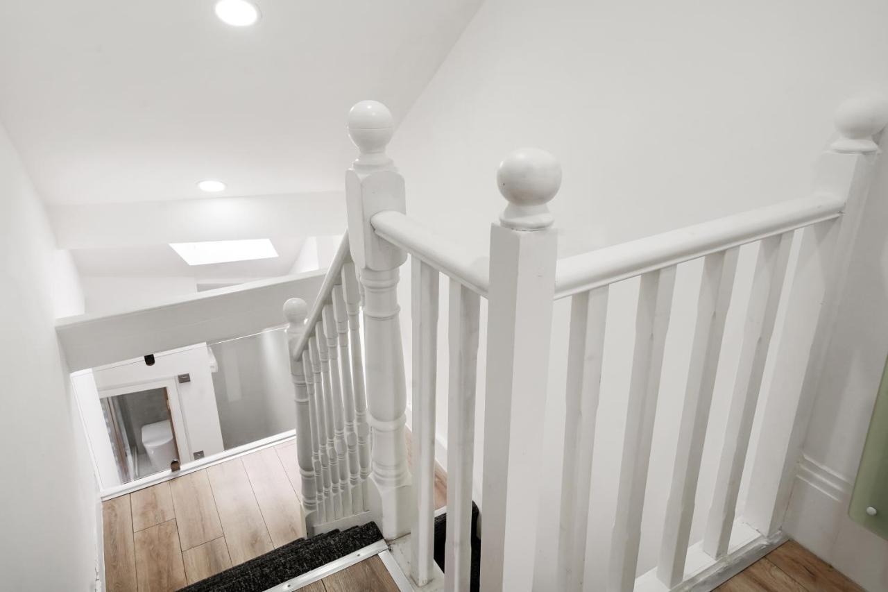 Apartmán 3Br Duplex Penthouse Harrow Centre Exteriér fotografie